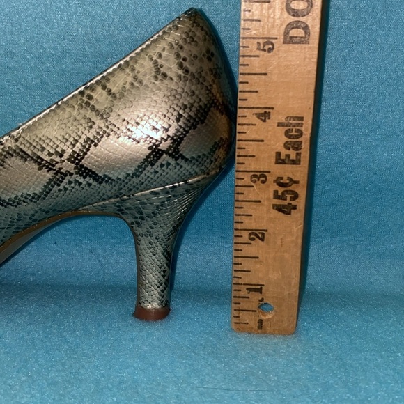 KAREN SCOTT Python snakeskin “Clancy” pointy toe 3” heel size 9 1/2 M - Picture 10 of 11